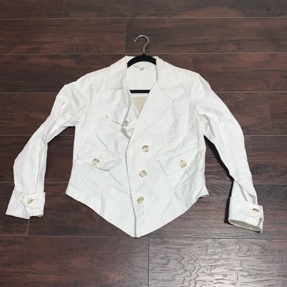 100% Linen Cabi Blazer, sz Small.